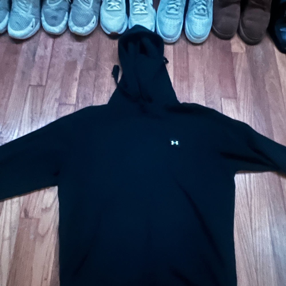 Under Armour Midnight Black Pullover
